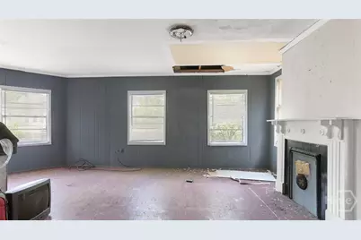 223 W 38th Street, Savannah, GA 31401 - Photo 37