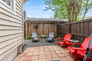 324 Price St, Savannah, GA 31401 - Photo 25