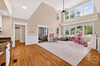 121 Greenview Drive, Savannah, GA 31405 - Photo 9