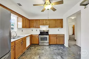 403 7th St, Tybee Island, GA 31328 - Photo 9
