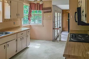 819 Hillcrest Dr, Thomson, GA 30824 - Photo 17