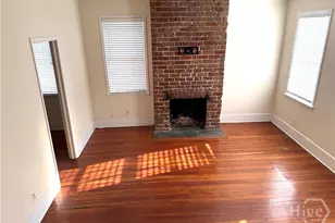 415 Price St, Savannah, GA 31401 - Photo 11