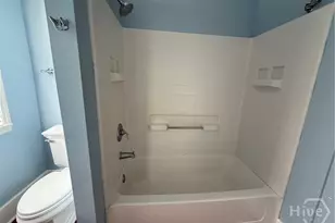415 Price St, Savannah, GA 31401 - Photo 15