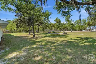 2448 Ware St, Blackshear, GA 31516 - Photo 31
