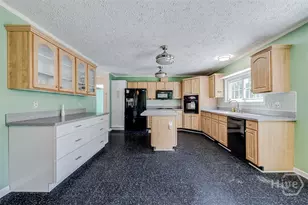 1002 Bay St, Tybee Island, GA 31328 - Photo 9