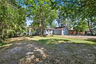 17 Russell Ave, Savannah, GA 31408 - Photo 3