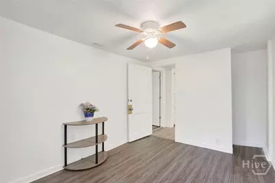 17 Russell Avenue, Savannah, GA 31408 - Photo 23