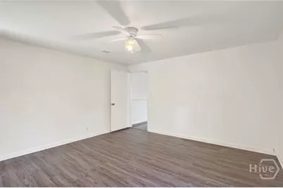 17 Russell Avenue, Savannah, GA 31408 - Photo 27