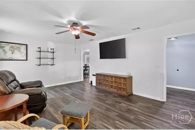 8 Douglas Court, Bloomingdale, GA 31302 - Photo 9