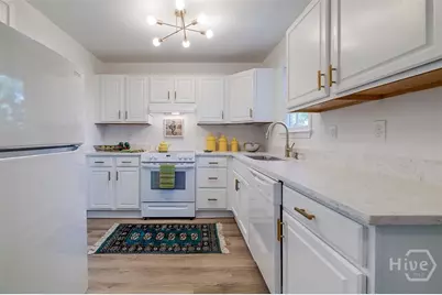 524 Nicoll Street, Savannah, GA 31401 - Photo 17