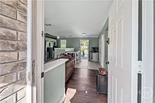 109 Dry Dock Ct, Savannah, GA 31410 - Photo 11