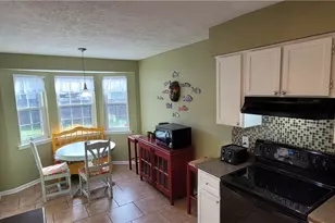 8 Wyckfield Ct, Savannah, GA 31410 - Photo 7