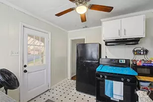 1912 Capital St, Savannah, GA 31404 - Photo 7