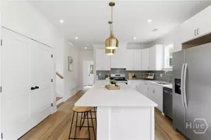 711 E 36th St, Savannah, GA 31401 - Photo 13