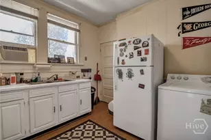 210 E 48th St, Savannah, GA 31405 - Photo 59