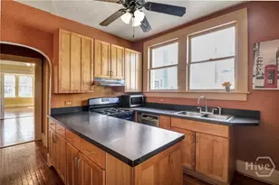 210 E 48th St, Savannah, GA 31405 - Photo 23