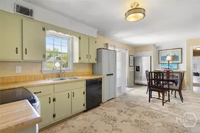 1506 Marlborough Way, Savannah, GA 31406 - Photo 15