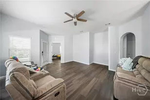 401 Barry McCaffrey Blvd, Hinesville, GA 31313 - Photo 3