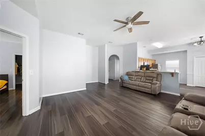 401 Barry McCaffrey Boulevard #B1, Hinesville, GA 31313 - Photo 5
