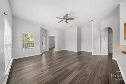 401 Barry McCaffrey Boulevard #B1, Hinesville, GA 31313 - Photo 5