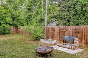 1216 E 40th St, Savannah, GA 31404 - Photo 35