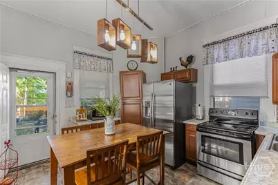 211 W 34th Street, Savannah, GA 31401 - Photo 15