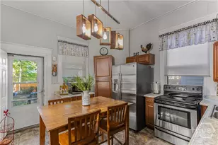 211 W 34th St, Savannah, GA 31401 - Photo 15