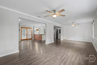 9 Glen Eden Court, Savannah, GA 31419 - Photo 5