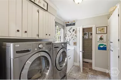 402 E 44th Street, Savannah, GA 31405 - Photo 25