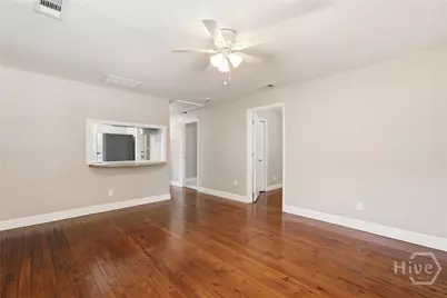 305 Treat Avenue, Savannah, GA 31404 - Photo 5
