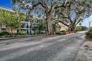 2902 River Dr, Savannah, GA 31404 - Photo 39