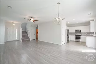 185 Brickhill Cir, Savannah, GA 31407 - Photo 9