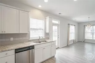 185 Brickhill Cir, Savannah, GA 31407 - Photo 15