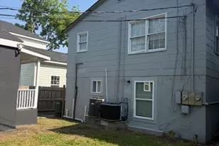 1703 Reynolds St, Savannah, GA 31401 - Photo 9