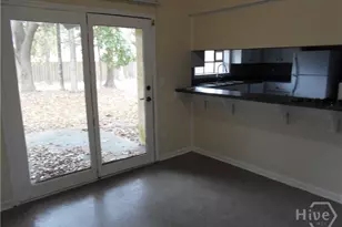 129 Dutch Island Dr, Savannah, GA 31406 - Photo 9