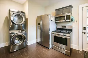 309 E 34th St, Savannah, GA 31401 - Photo 29