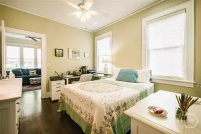309 E 34th Street, Savannah, GA 31401 - Photo 17