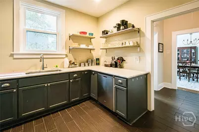 309 E 34th Street, Savannah, GA 31401 - Photo 27