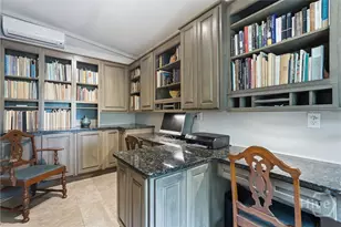 1225 Washington Ave, Savannah, GA 31404 - Photo 13