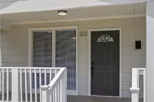 122 W 54th St, Savannah, GA 31405 - Photo 5