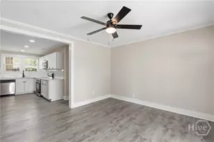 122 W 54th St, Savannah, GA 31405 - Photo 7