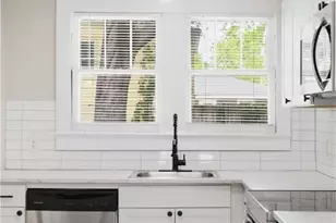 122 W 54th St, Savannah, GA 31405 - Photo 15