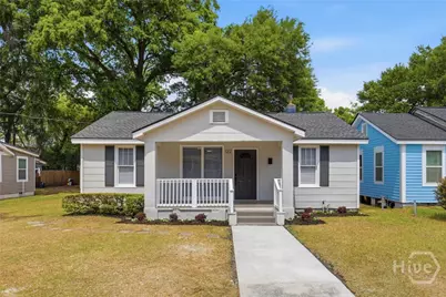 122 W 54th Street, Savannah, GA 31405 - Photo 1