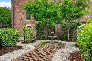 230 Habersham St, Savannah, GA 31401 - Photo 31