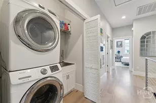 303 Alice St, Savannah, GA 31401 - Photo 37