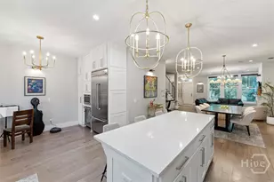 303 Alice St, Savannah, GA 31401 - Photo 9