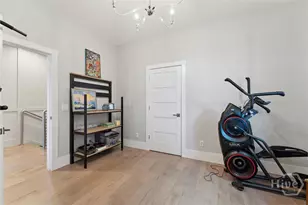 303 Alice St, Savannah, GA 31401 - Photo 35