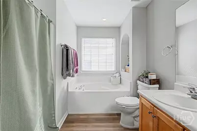 407 Laurel Hill Circle, Richmond Hill, GA 31324 - Photo 21