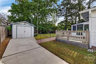 310 E 57th St, Savannah, GA 31405 - Photo 19