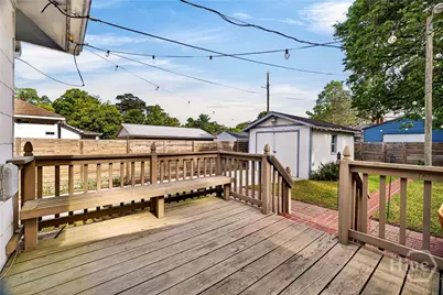 310 E 57th Street, Savannah, GA 31405 - Photo 15